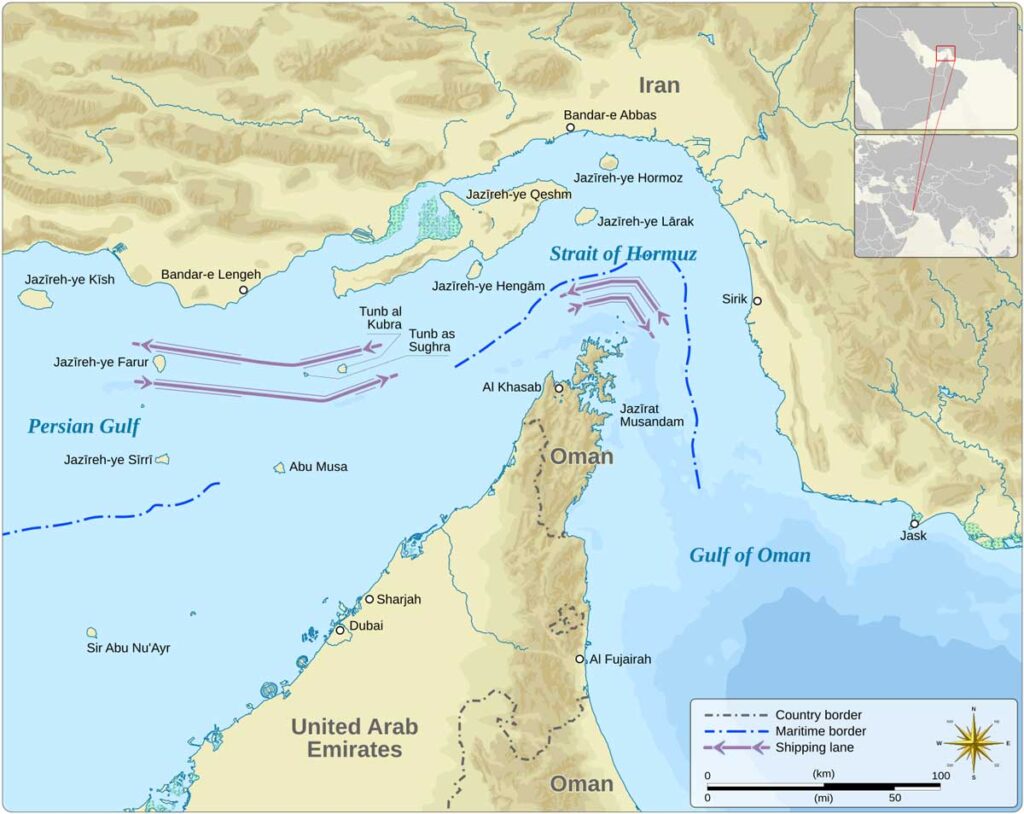 An illustrated map of the Strait of Hormuz with Iran, Oman, UAE and oil-shipping routes. By Goran_tek-en. Source: CC BY-SA 4.0