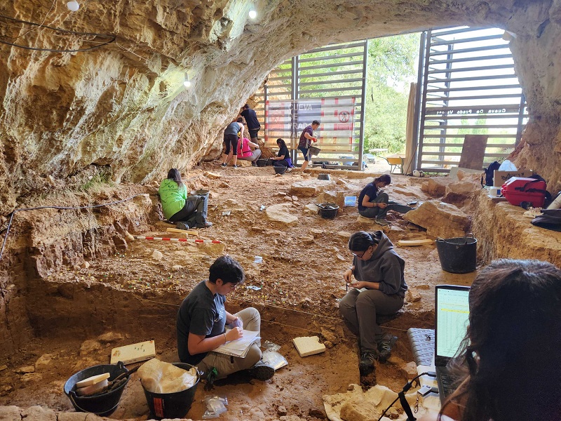View of work at the Prado Vargas Neanderthal camp in Burgos, Spain